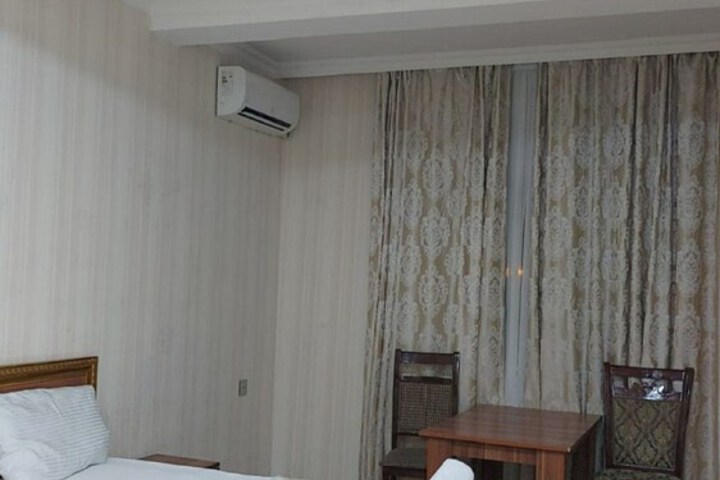Room 47 of 105