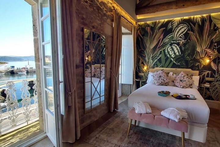 Room 7 of 71