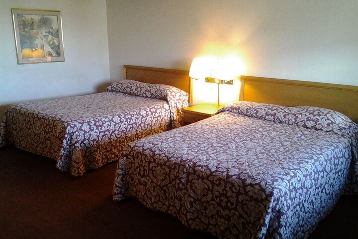 Room 5 of 7