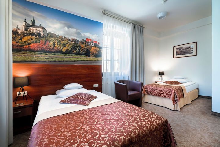 Room 22 of 52