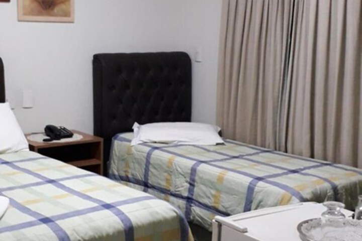 Room 21 of 61