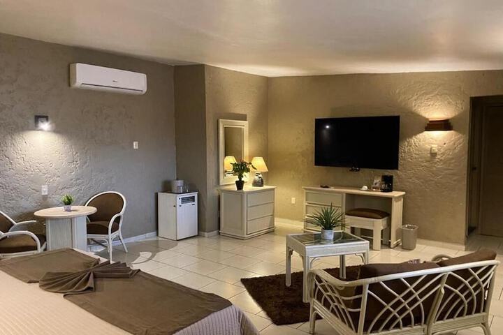 Room 3 of 12