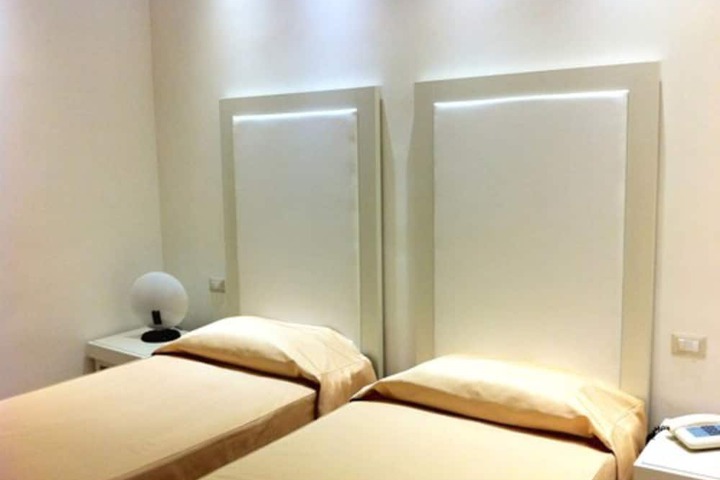Room 20 of 43