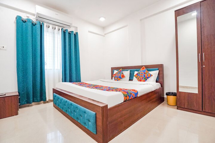 Room 16 of 29