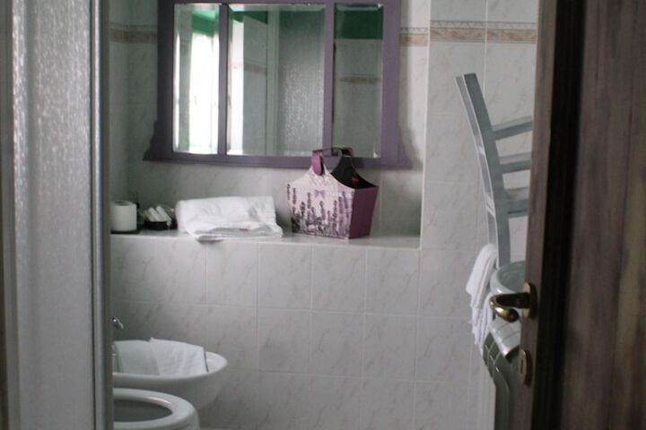 Room 29 of 52