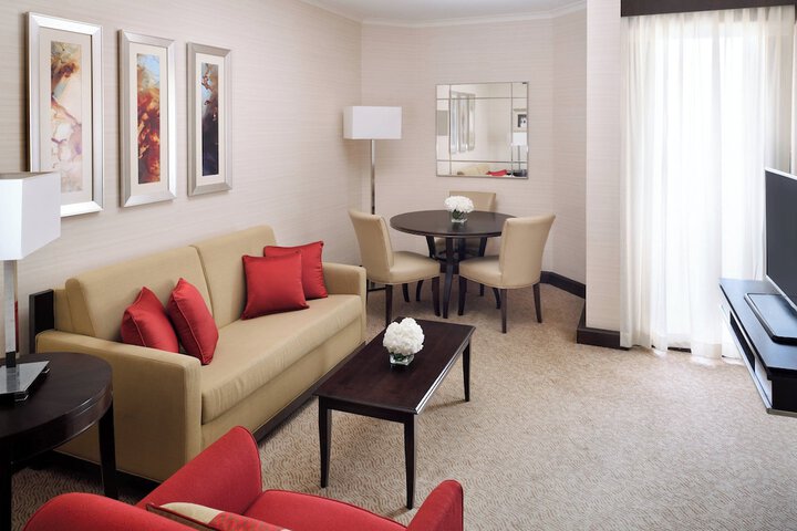 Room 32 of 103