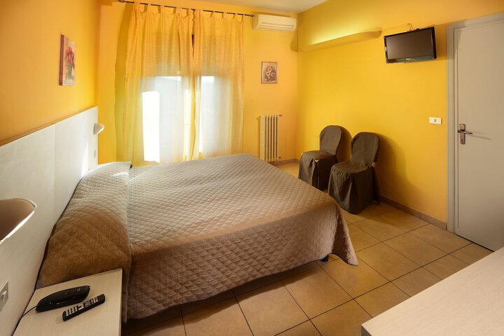 Room 20 of 73