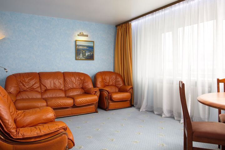 Room 26 of 49