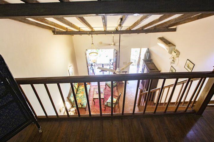 Room 40 of 162