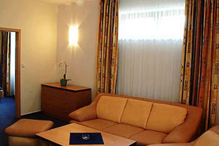 Room 56 of 67