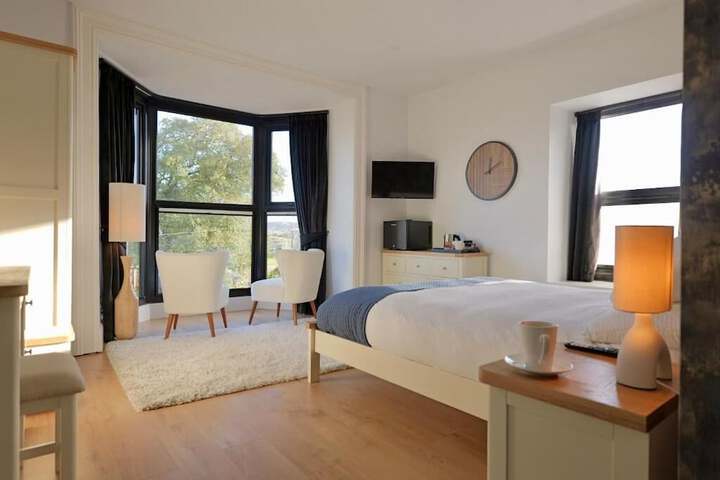 Room 3 of 26