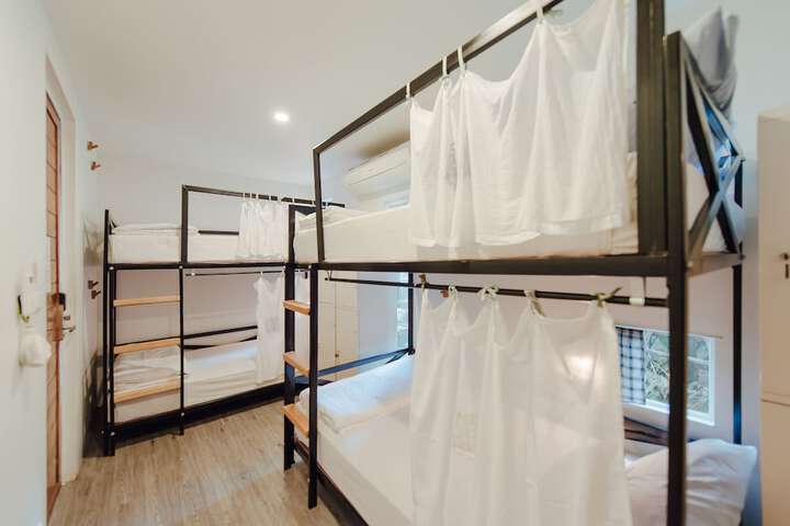 Room 14 of 69