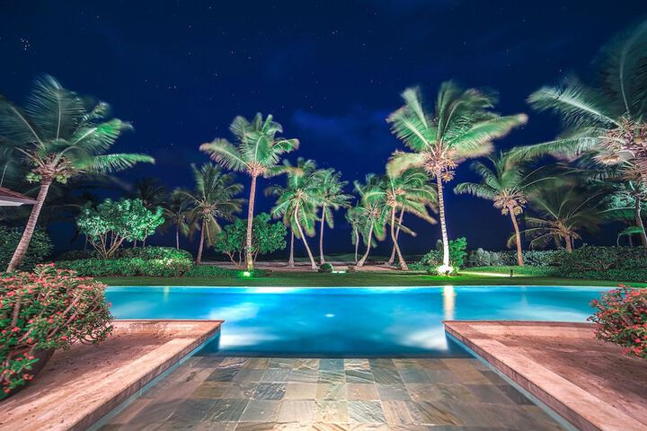 Pool 25 of 35