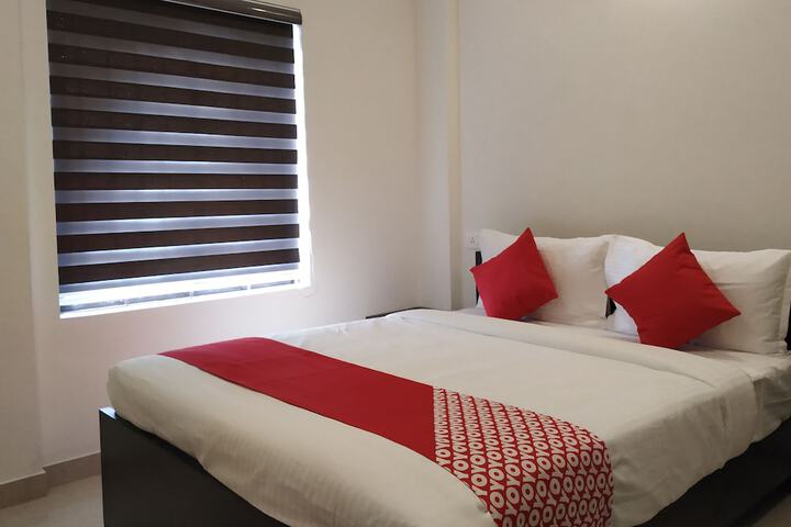 Room 6 of 60