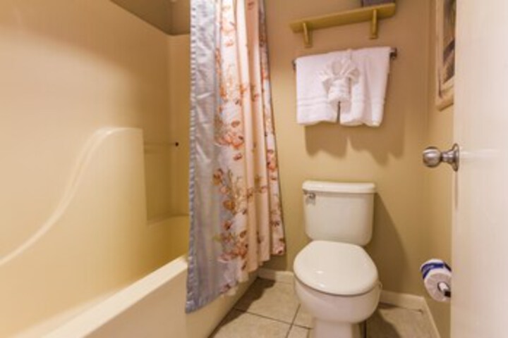 Room 12 of 63
