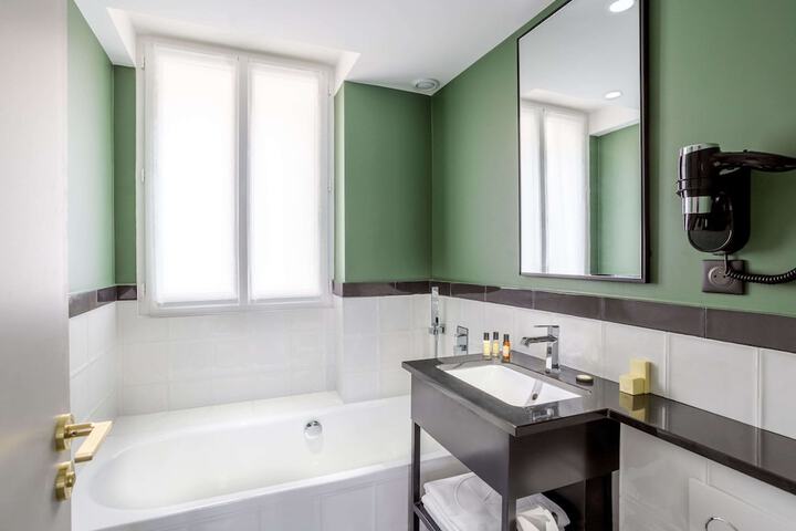 Room 20 of 67