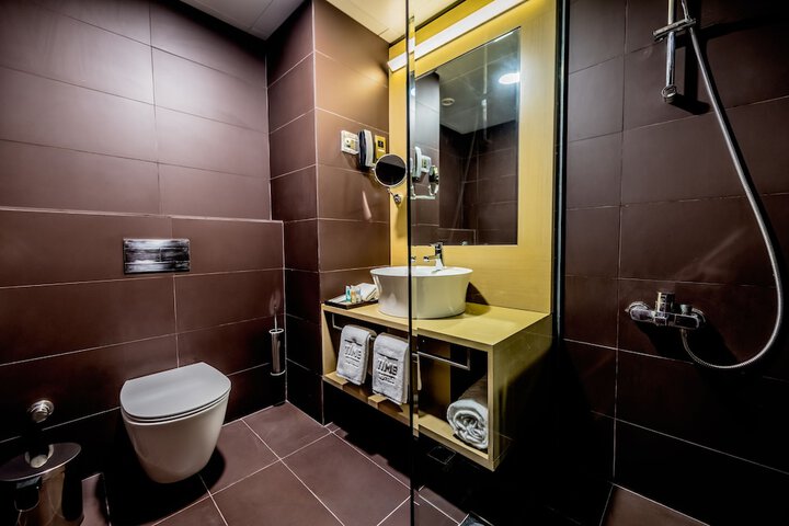 Room 19 of 55