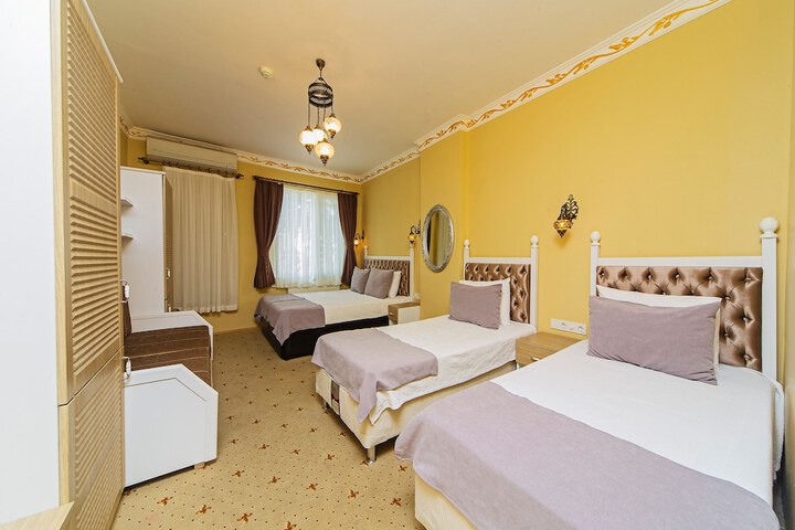 Room 14 of 47