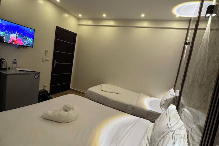 Room 49 of 112