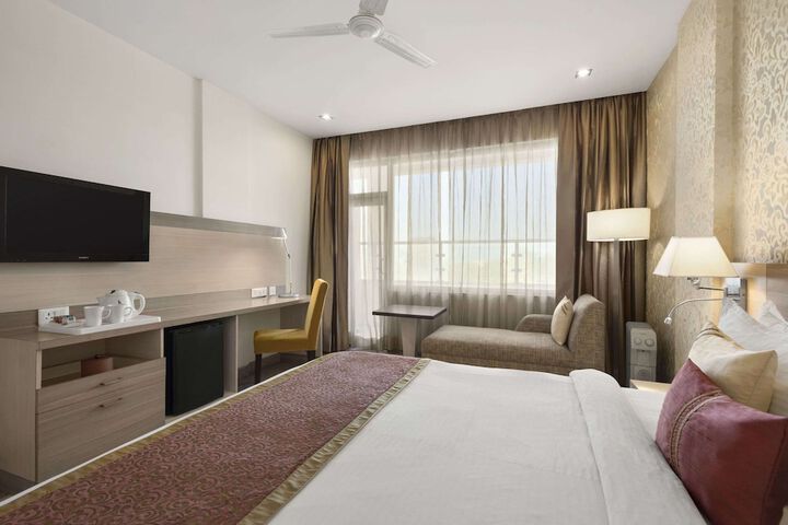 Room 7 of 41