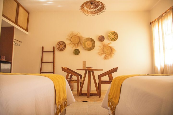 Room 10 of 34
