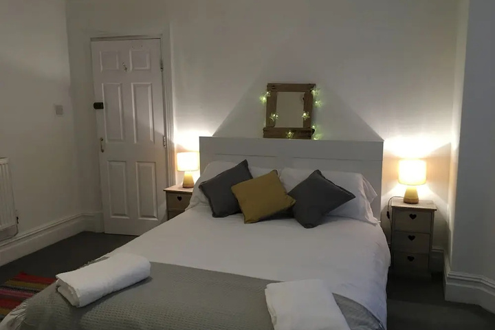 Room 16 of 23