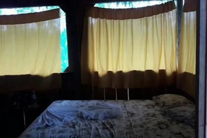 Room 5 of 19