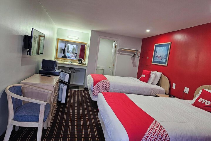 2 Double Beds (15 of 16)