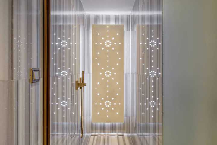 Room 60 of 115