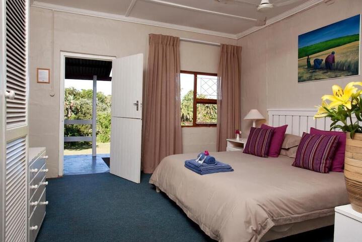 Room 7 of 27