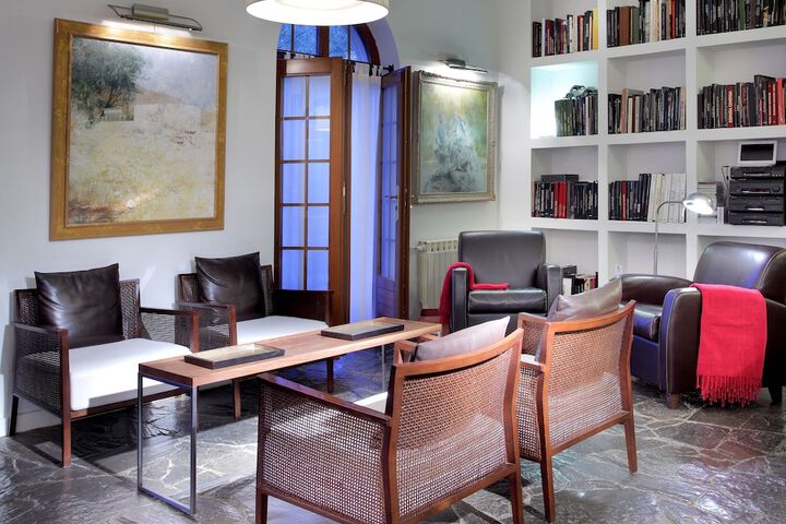 Room 10 of 45