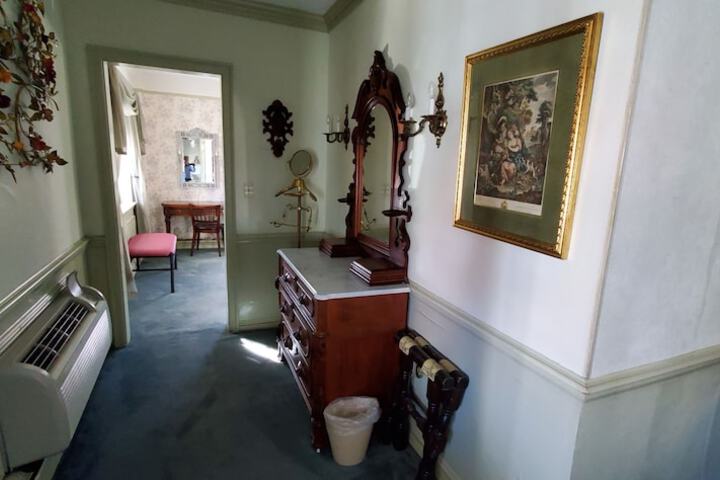 Hotel Interior 186 of 206