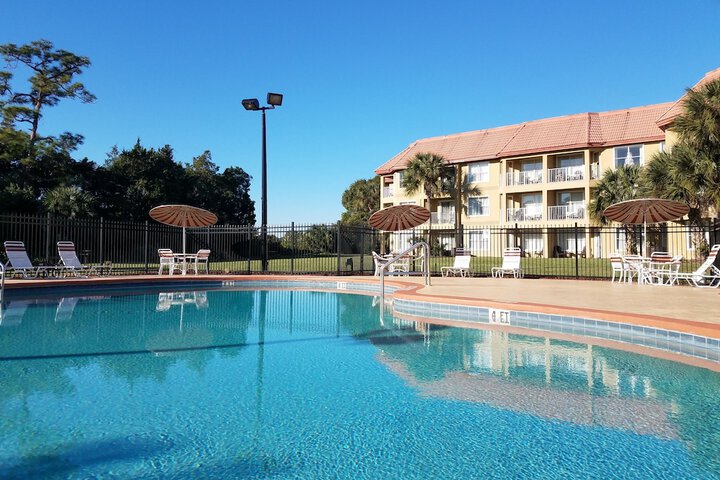 Pool 44 of 78