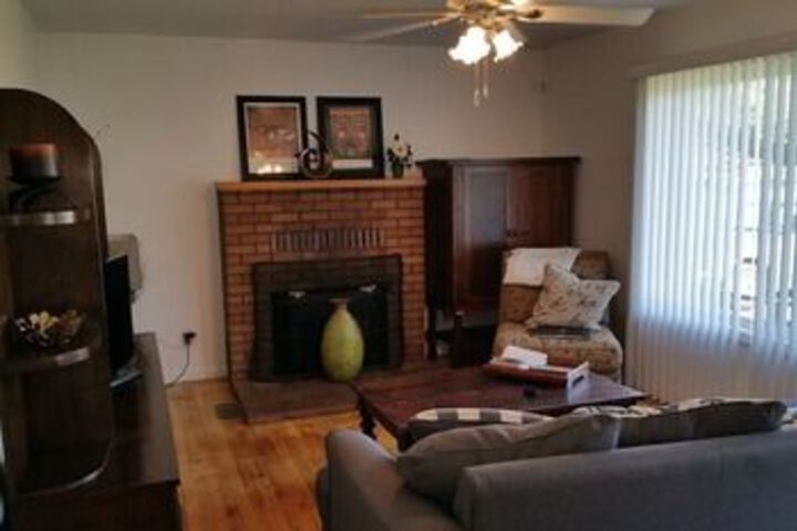 Room 16 of 19