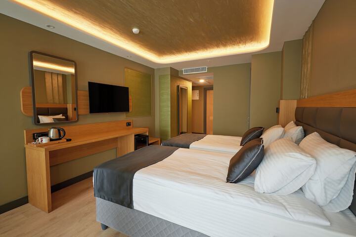 Room 15 of 72