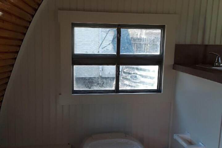 Room 43 of 61