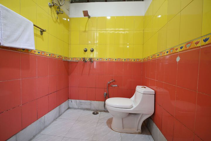 Room 13 of 15
