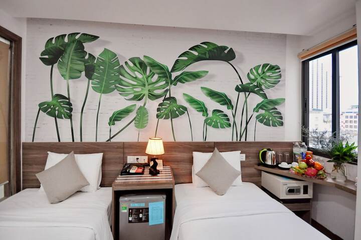 Room 3 of 57