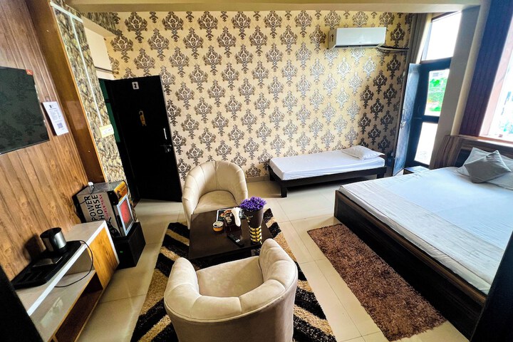 Room 31 of 54