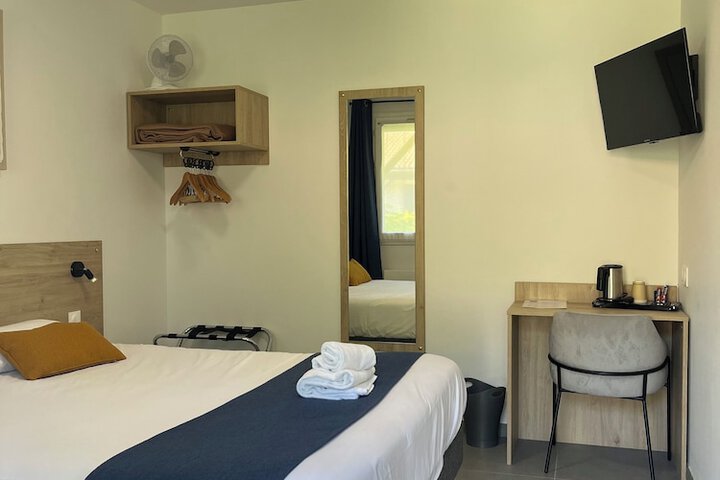 Room 5 of 29