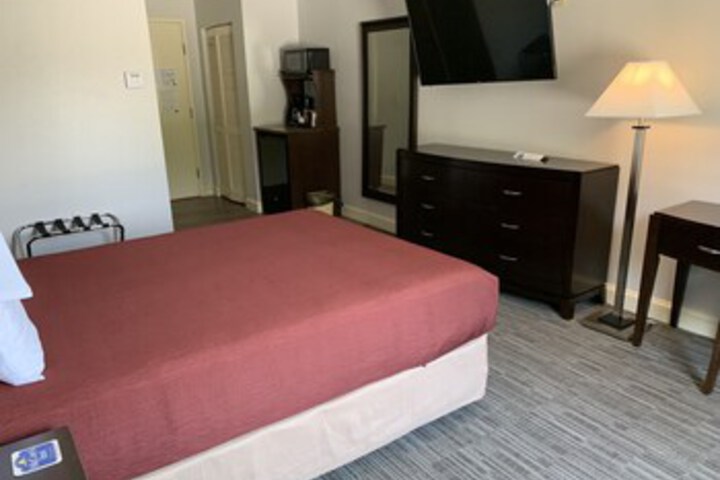 Room 34 of 297