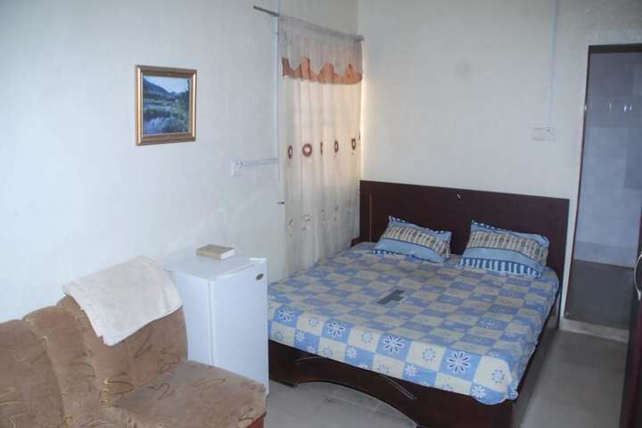 Room 13 of 14
