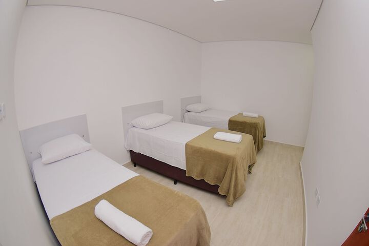 Room 4 of 19