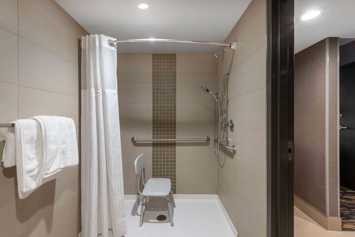 Bathroom shower