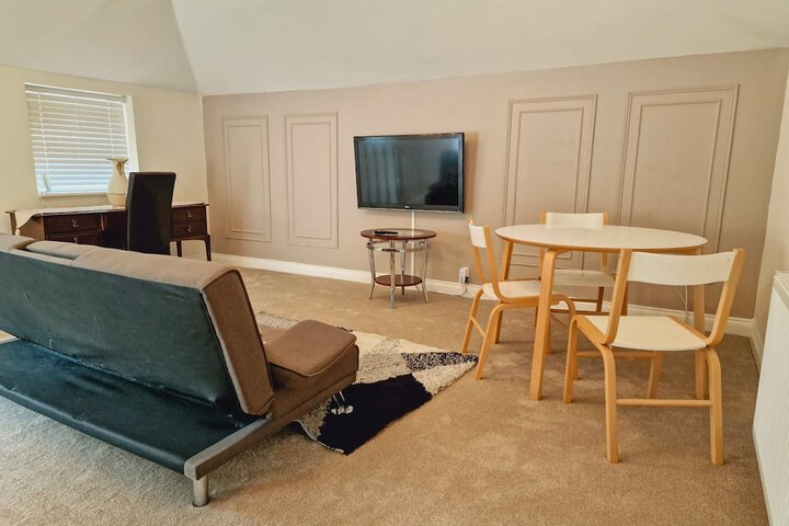 Room 49 of 90