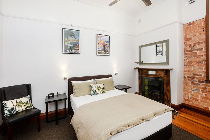 Room 19 of 41
