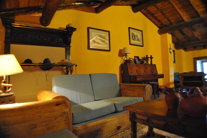 Room 8 of 27