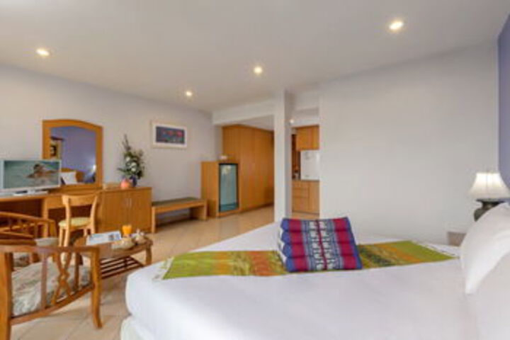 Room 11 of 31