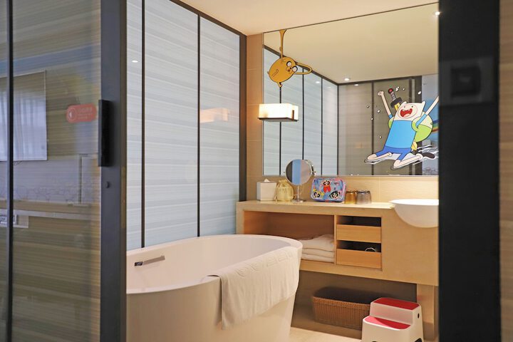 Room 32 of 56