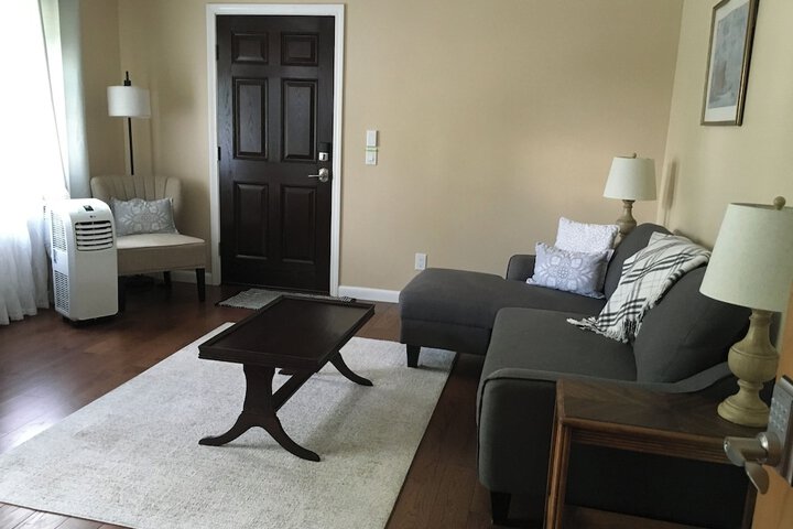 Room 25 of 46